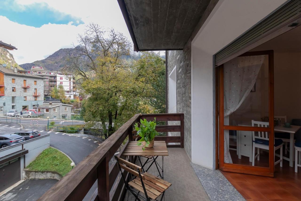 Апартаменти Ihost Flat - Valmalenco Centro К'єза-ін-Вальмаленко Екстер'єр фото