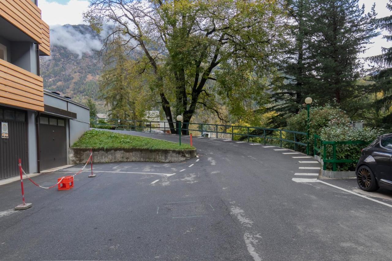 Апартаменти Ihost Flat - Valmalenco Centro К'єза-ін-Вальмаленко Екстер'єр фото