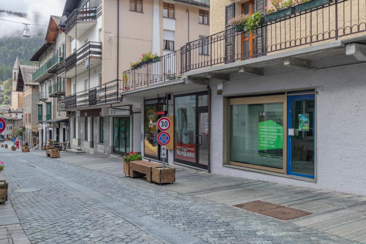 Апартаменти Ihost Flat - Valmalenco Centro К'єза-ін-Вальмаленко Екстер'єр фото